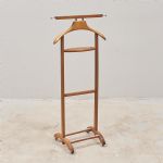 690048 Valet stand